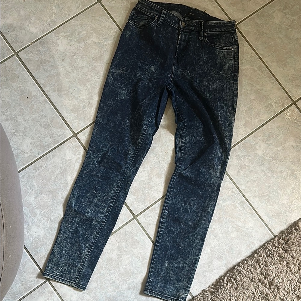 Stylish Acid Wash Jeans